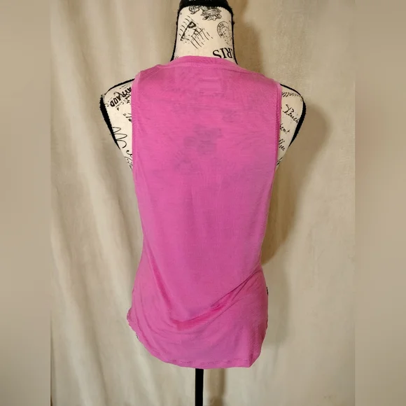 EUC! Icebreaker Women's Vibrant Pink Tank Top. Size S - Picture 4 of 5